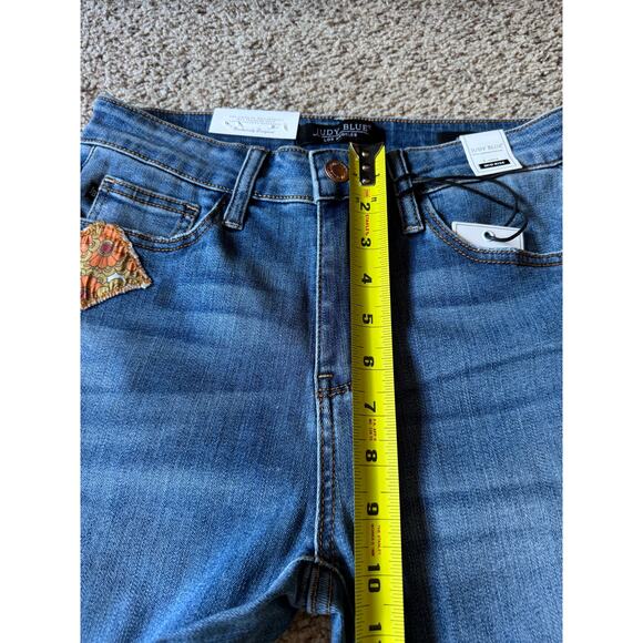 Judy Blue 70s Patch Skinny Fit Jeans Mid Rise Denim Retro Revival Boho Eclectic - Picture 4 of 8